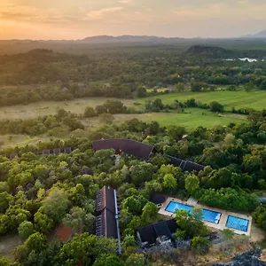 Occidental Paradise Dambulla ***** Sigirija