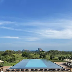 Aliya Resort&spa Hotel